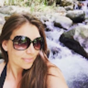 Meet your Posher, Lorena